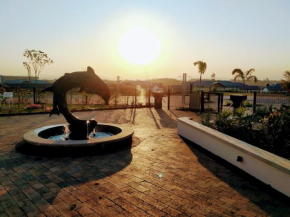 Ballito Hills Palm Tree Unit by HostAgents